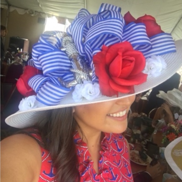 NAUTICAL Derby Hat with Red Roses - Picture 8 of 11